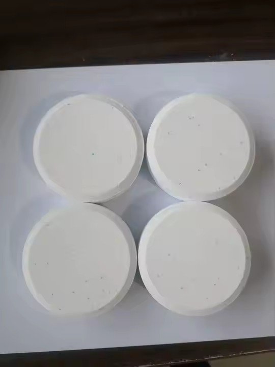 Chlorine tablets